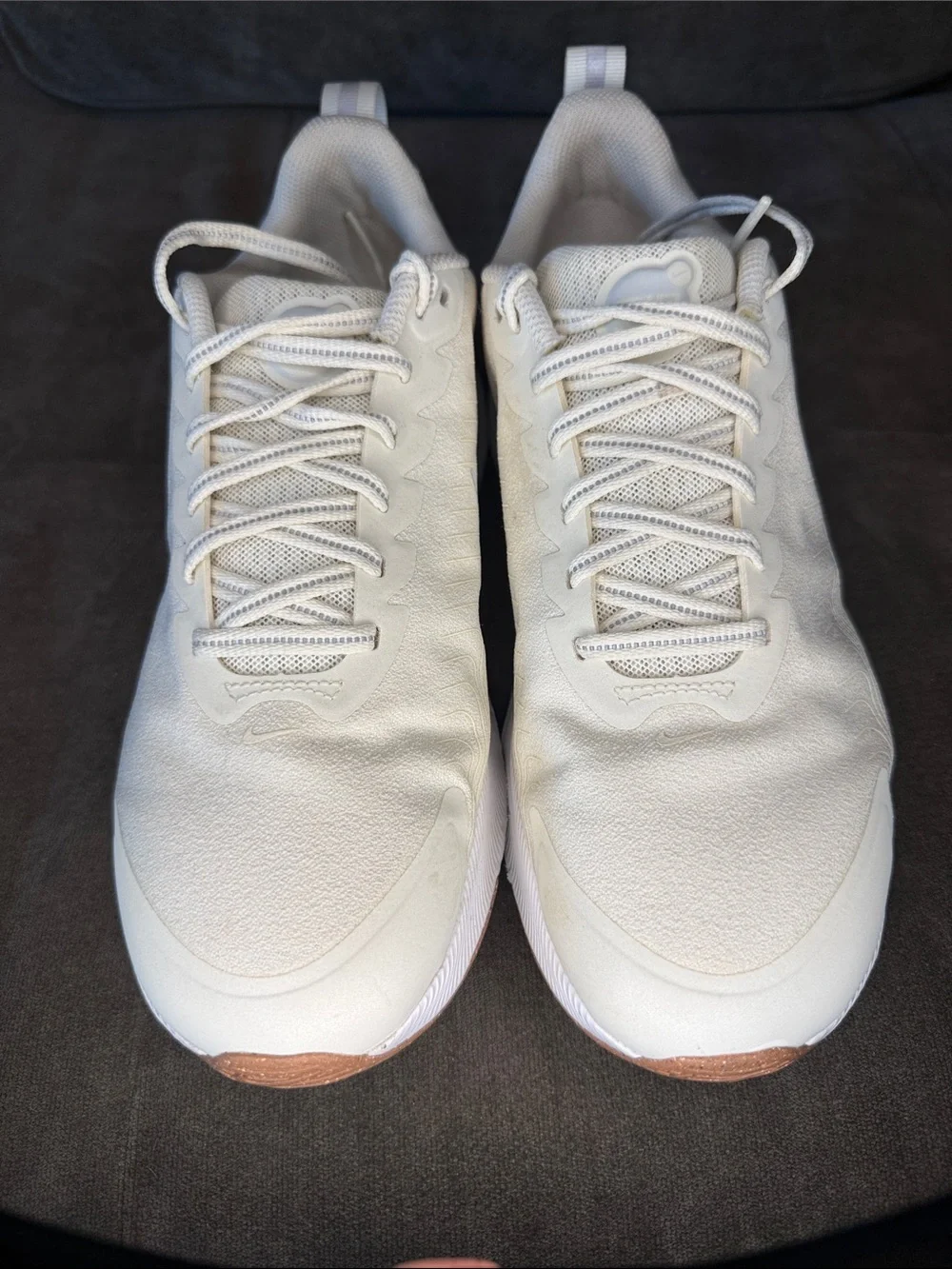 NIKE AIR MAX NUAXIS PREMIUM 'SOFT PEARL PURE PLATINUM'